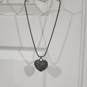 Brighton Treasures.925 Sterling Silver Heart Pendant Necklace.